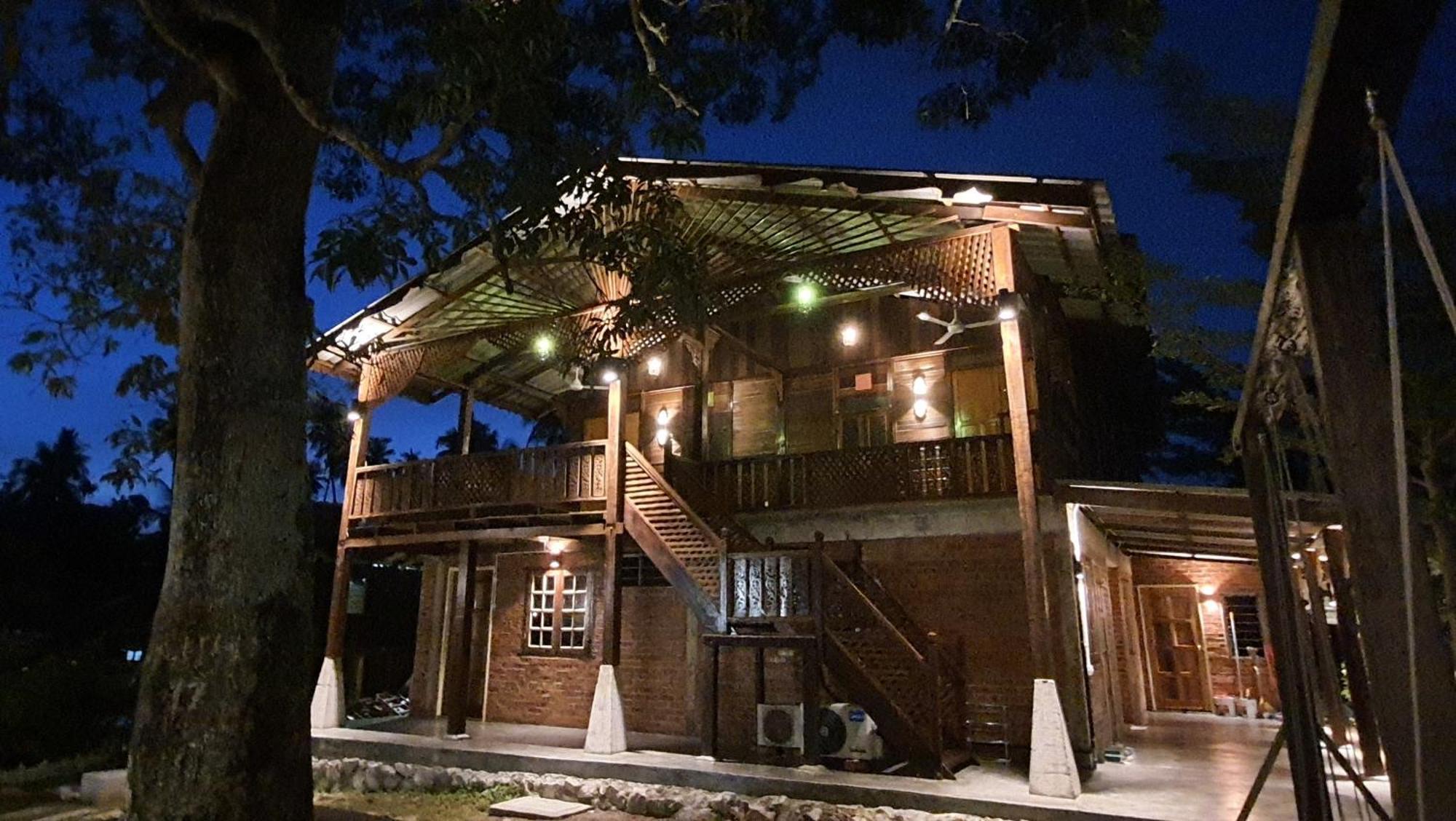 Sayang Di Kaki Bukit Homestay Near Icon City Bukit Mertajam Esterno foto
